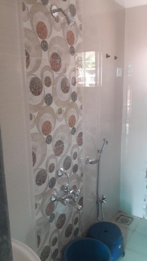 Chintamani Beach House Hotel Mālvan Kültér fotó
